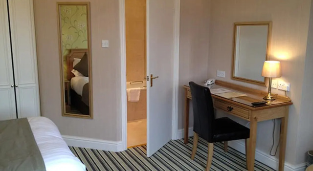 Трёхместный семейный номер Standard The Elizabeth House Hotel