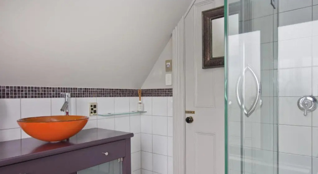 Двухместный номер Standard Мансарда Lilac Rose Boutique Bed and Breakfast