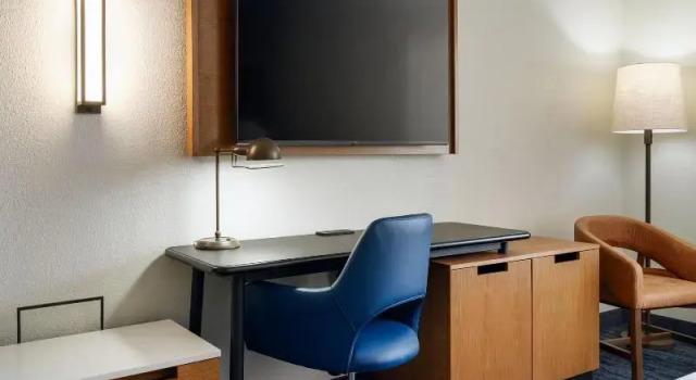 Двухместный люкс c 1 комнатой Fairfield Inn and Suites by Marriott Birmingham / Bessemer