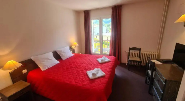 Двухместный номер Superior с балконом Hôtel Le Montaigu
