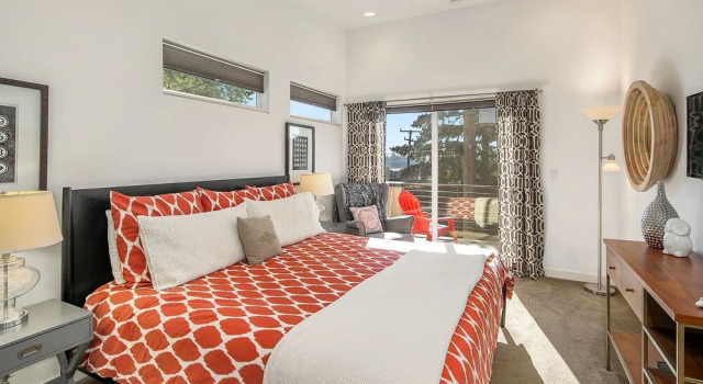 Fremont Jet City Townhome, Rezerwuj Hotel Fremont Seattle, w pobliżu Guidepost