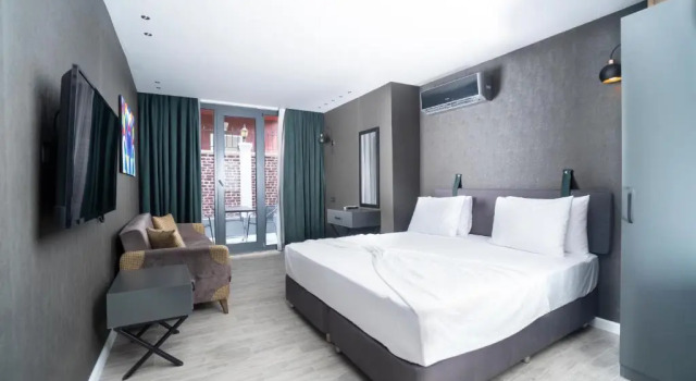 Трёхместный номер Standard Estera Hotel & Spa
