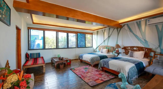 Семейный номер Standard Hidden Garden Inn (Airport Transfer)