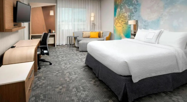 Номер Standard Courtyard Houston NW/290 Corridor