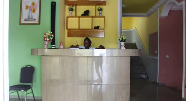 Ndancy Hotel, Boek Hotel Ebolowa Southern region