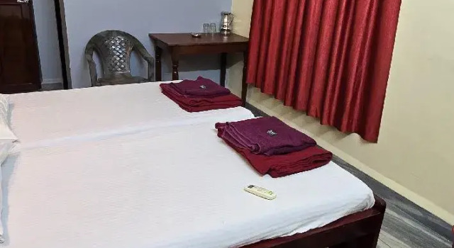 Casa Roiz Guest House, Prenota Affittacamere Hotel economici a Lagos