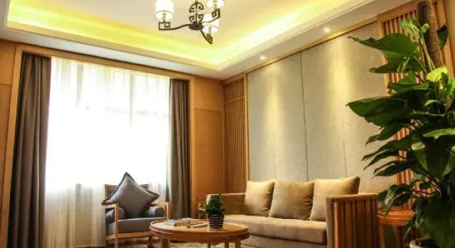 Suite Guyang Hotel