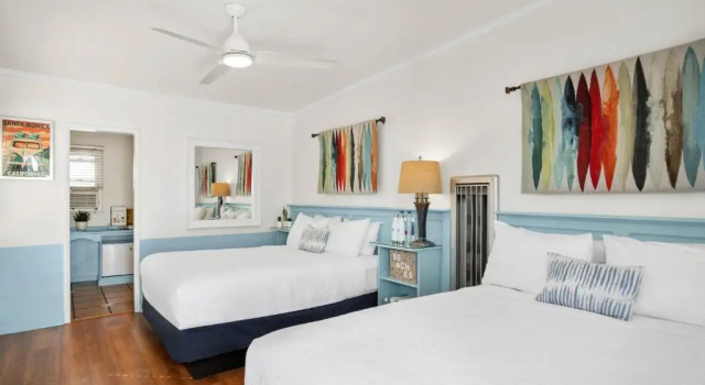 Четырёхместный номер Deluxe Sea Blue Hotel