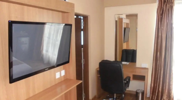 Номер Standard We Hotel and Suites