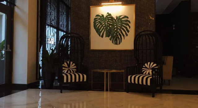 City Hotel Batumi, Book Hotel Batumi 