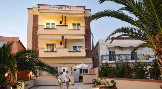 Studios Akrogiali