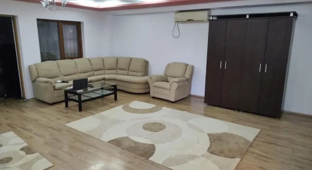 Apartament 2 la Vila, Varaa Huoneisto Bistrita 