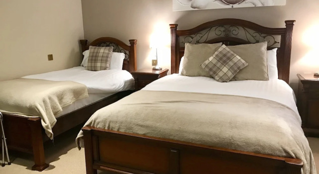 Четырёхместный семейный номер Standard Camden Arms Hotel