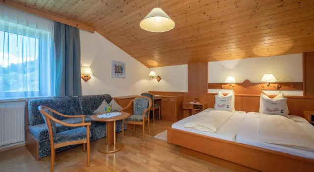 Bacherhof, Rezervovat Hotel Hotely v Carinthia s parkováním, Parkování