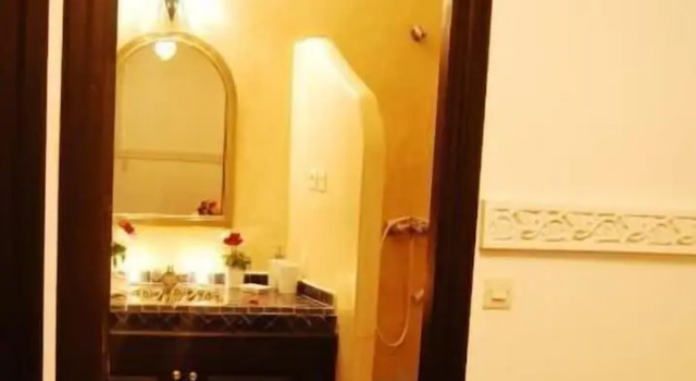 Люкс Deluxe с балконом и с видом на бассейн Riad La Perle de Marrakech