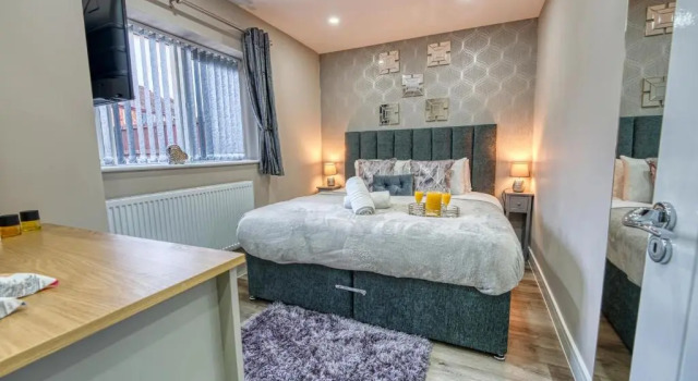 Коттедж Stylish House- Bham Airport and NEC, Solihull