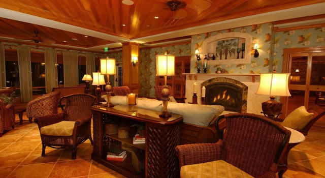 The Waterfront Inn, Rezerwuj Hotel Hotele w The Villages z basenem, Basen