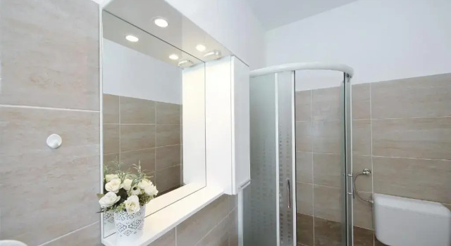 Apartments Floras, Book Apartment Tkon Pasman Island