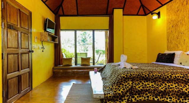 Tammarene Villa, Varaa Villa Huvilat kohteessa Ratchaburi, Villa