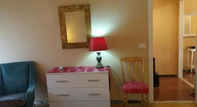 Tuscolana Inn, Buchen Sie Ferienwohnung San Giovanni. Rom, in der Nähe von Cinecittà Due