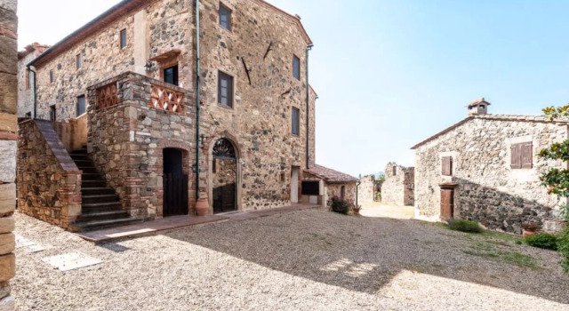 Borgo Cerbaiola 18449, Book Hotel Hotels in Pomarance with a Pool, Swimming Pool