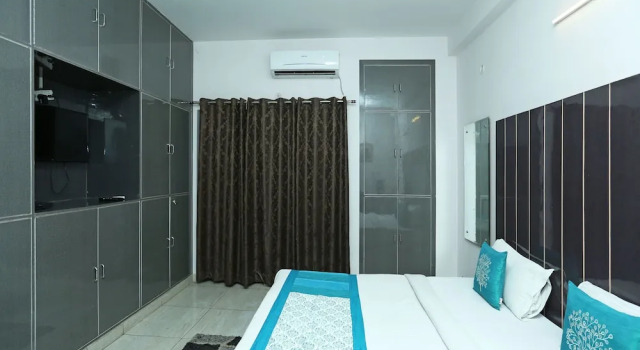 OYO 5574 Cosy Tree Inn, Забронировать Отель Отели Нойда с завтраком, рядом с The Great India Place, Завтраки