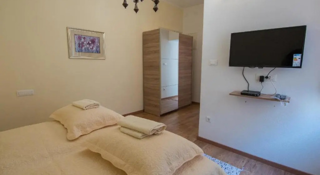 Apartment Batinica, Забронировать Апартаменты/квартира Апартаменты Шибеник, рядом с Частный Пляж «Д-Резорт Шибеник», Апартаменты/квартира