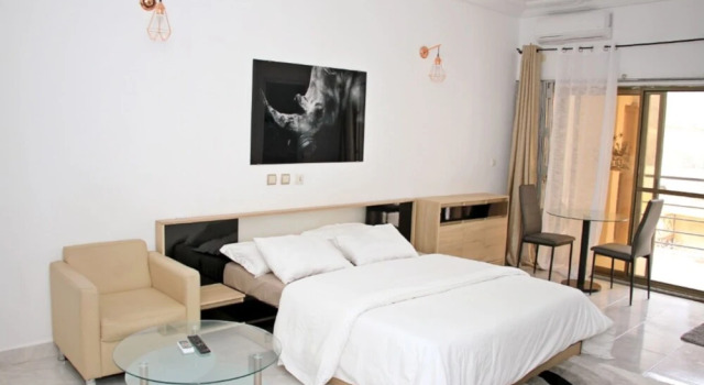 Residence Lolya, Boek Hotel Bonoua 