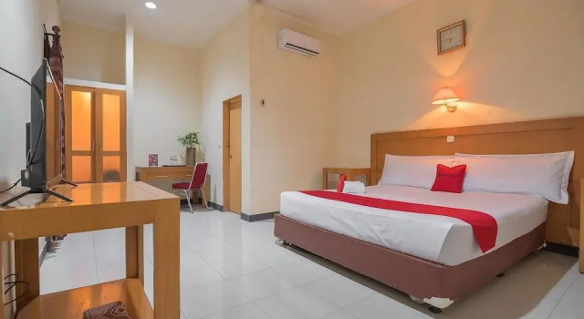 Reddoorz Plus @ Jl Kh Wahid Hasyim Medan, Rezerwuj Hotel Medan Sumatra