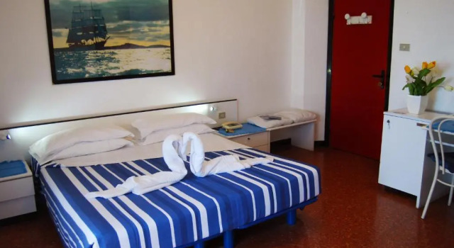 Трёхместный номер Standard Real Park Hotel