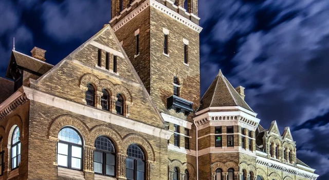 Двухместный номер Economy City Hall Grand Hotel