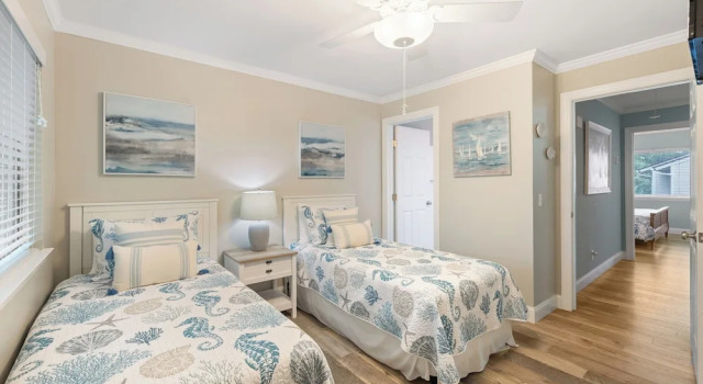 Forest Beach Villa 2 BDR for 6