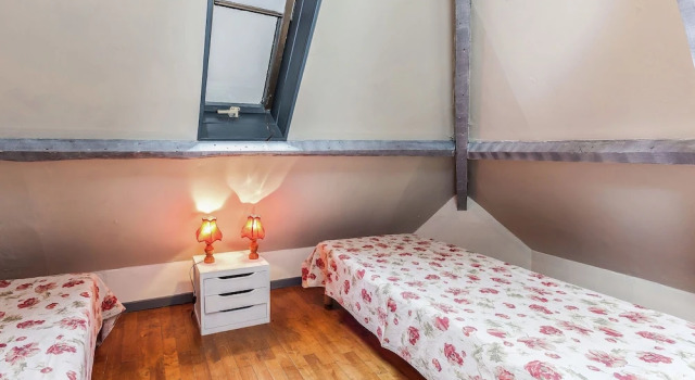 Beautiful Holiday Home in Wooded Grounds Near Villefranche-du-périgord, Забронировать Отель Вильфранш-дю-Перигор Black Perigord
