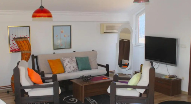 Трёхместный номер Standard с балконом Hotel Kika