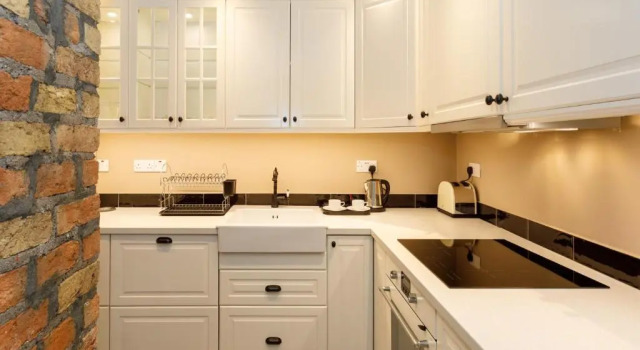 Апартаменты Deluxe Molloy's Apartments