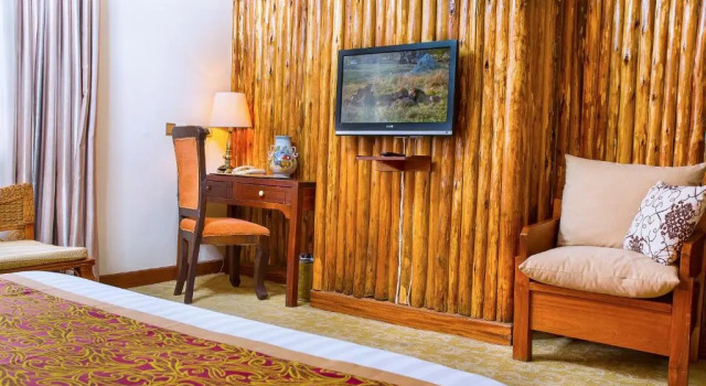 Люкс Business Eastland Hotel