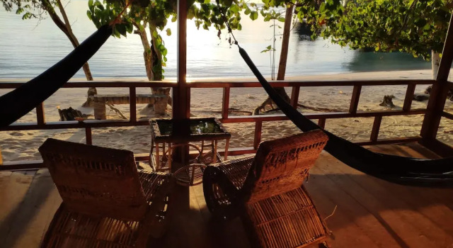 Бунгало Deluxe Harmony Bay Resort and Dive Center