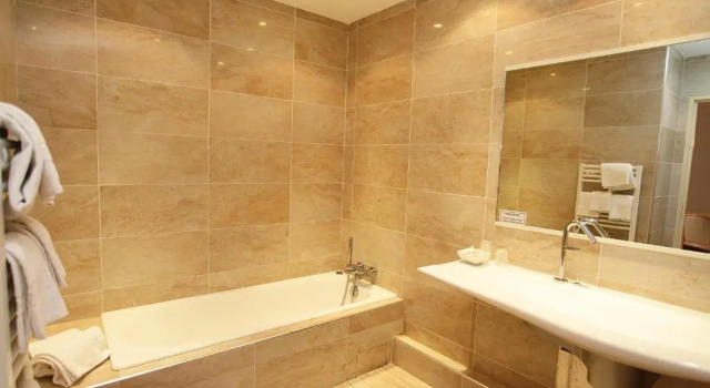 Трёхместный номер Standard Hotel Poretta