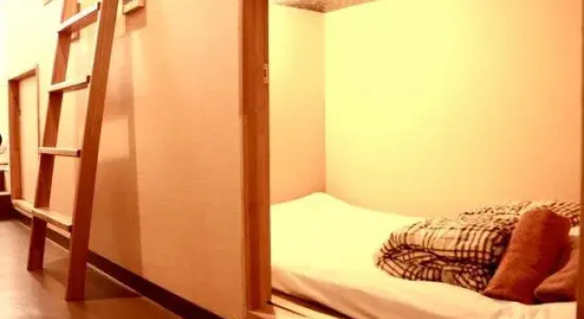 Кровать в общем номере (женский номер) the heart of Ishigaki Island,share house, convenient transportation
