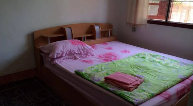 Xokxai Guesthouse, Buchen Sie Hotel Lak 52 