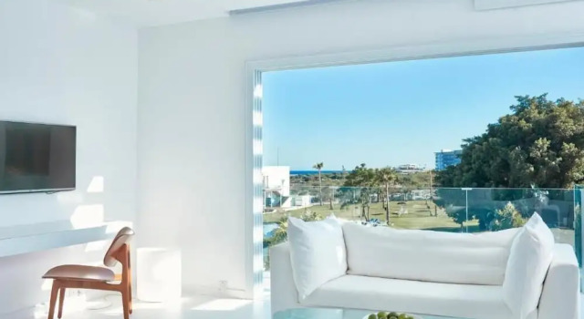 Люкс Пентхаус So White Beach Resort