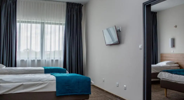 Четырёхместный номер Standard Hotel Meeting