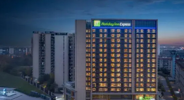Holiday Inn Express Chengdu Shuangliu Chuanda Road by IHG