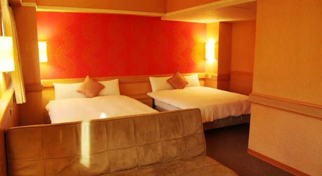 Manbo Holiday Hotel