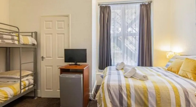 Четырёхместный семейный номер Standard The Capri Guesthouse