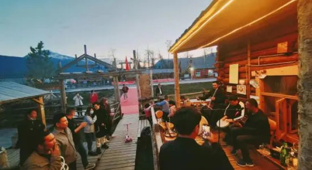 ZARAT, Book Hotel Hotels in Xinjiang with Parking, Parking