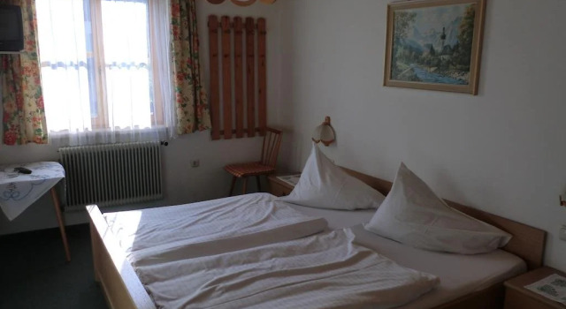 Weisses Rössl Werfen, Prenota Hotel Werfen Pongau