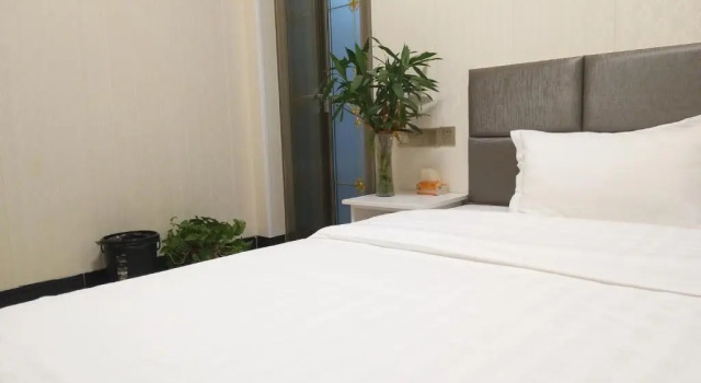 Nanjing Lafei Hotel Lukou Airport Branch, Prenota Hotel Hotel economici a Jiangsu