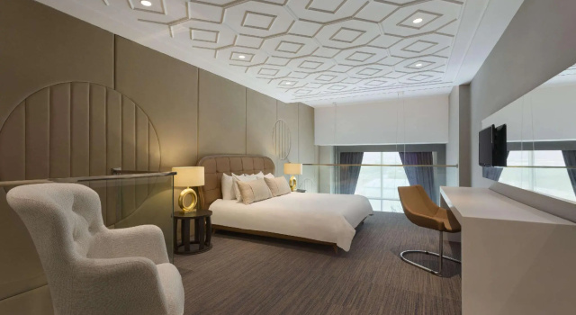 Двухместный люкс Ramada Hotel & Suites by Wyndham Izmir Kemalpasa