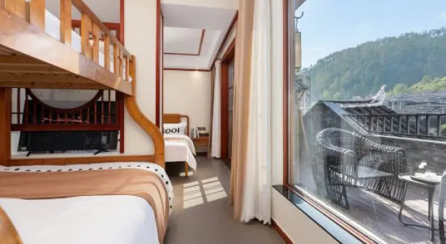 Люкс Xiqiao Night Language River View Homestay (Phoenix Ancient City Lijiang Branch)